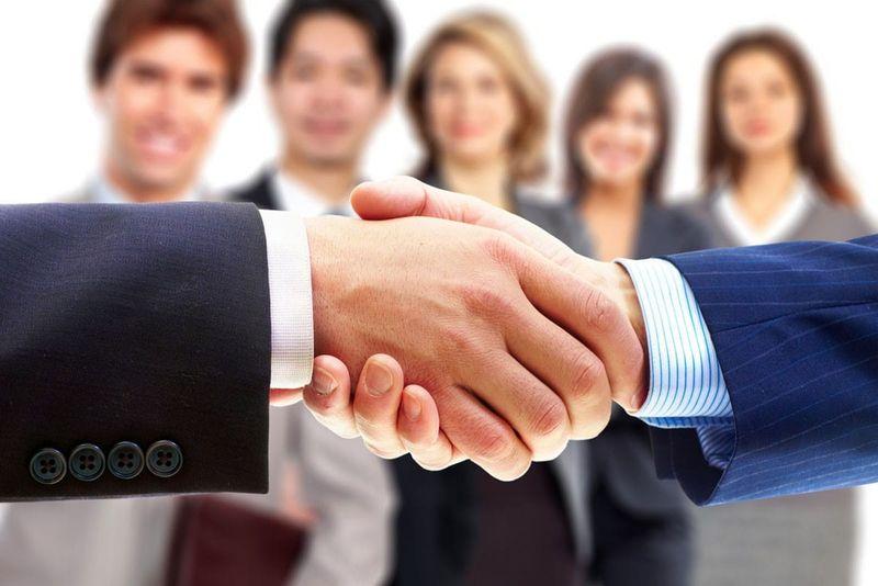 "Motivación y compromiso strategies for e-learning challenges"