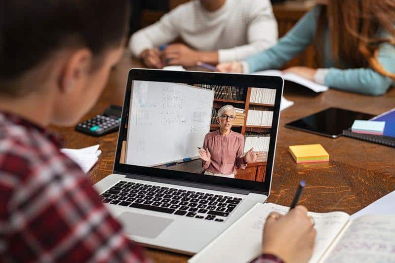 "Challenges & obstacles of eLearning in traditional education" - "Impact of eLearning on traditional education: a revolutionary change"