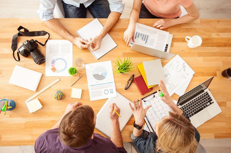 "Técnicas y herramientas para adaptar e-learning a individuales"